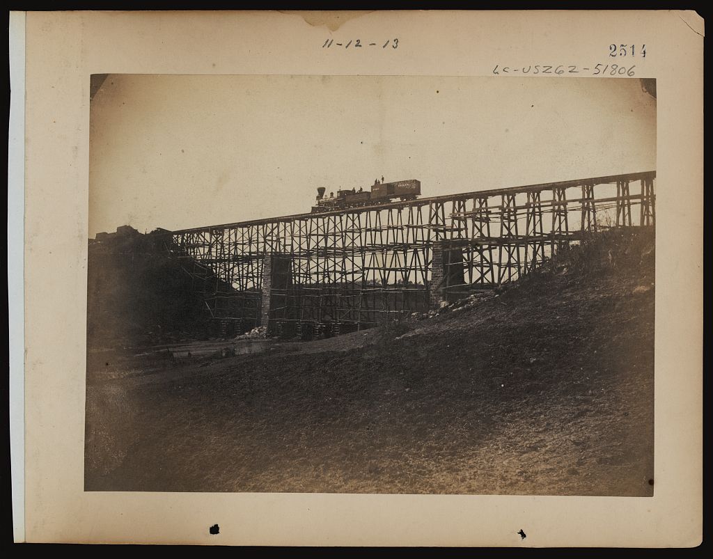 10325v.jpg