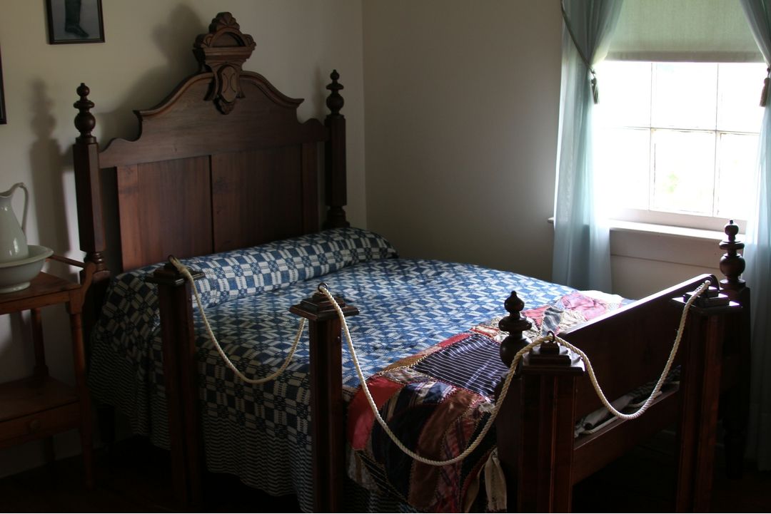 booth bed.jpg