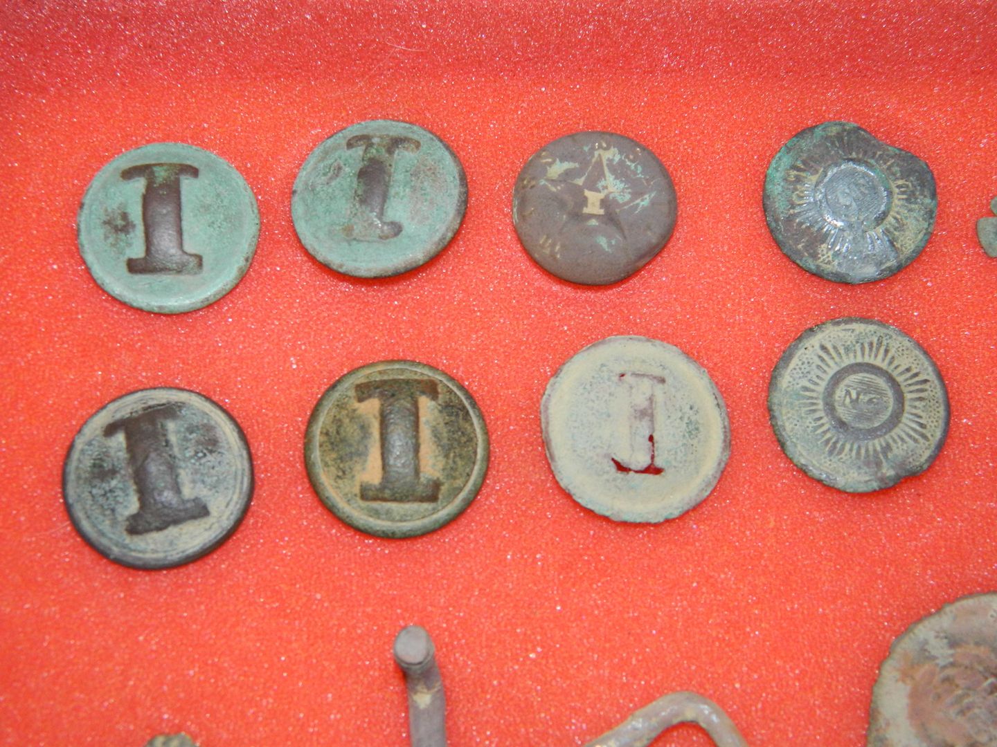 buttons.jpg