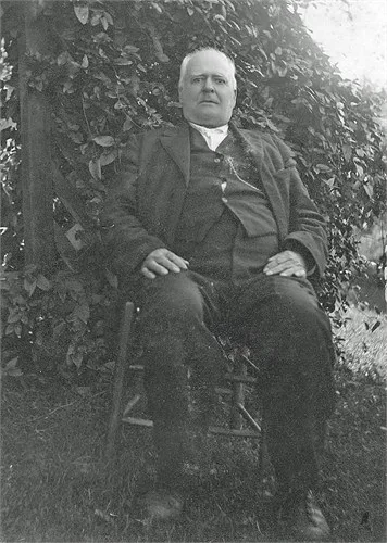 DeHart, Dallas