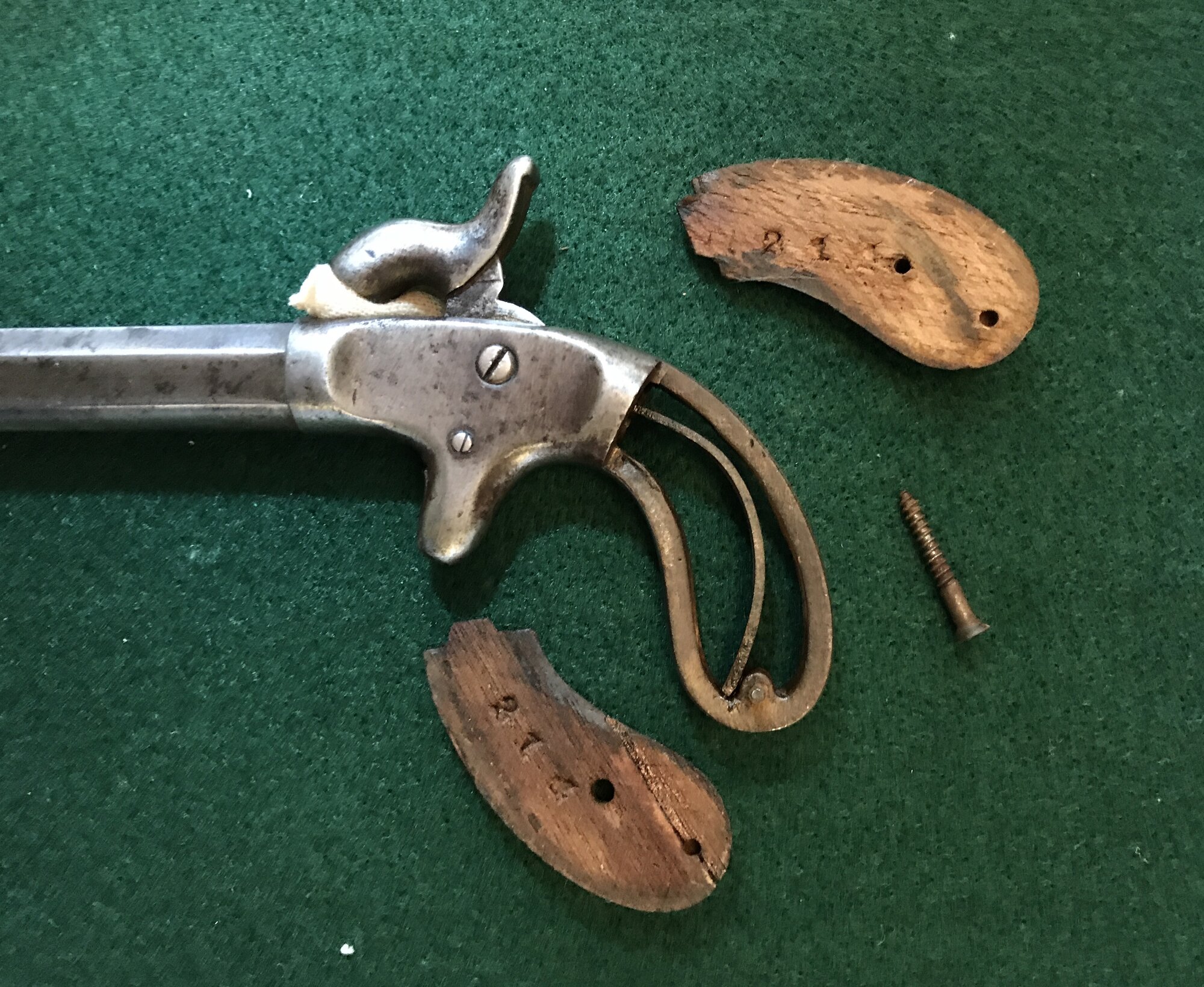 Pistol_02-grips.jpeg