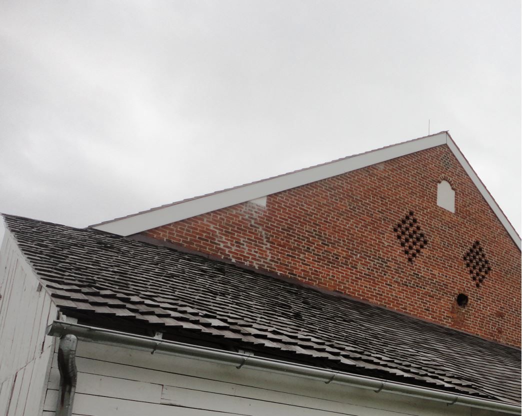str barn2.JPG